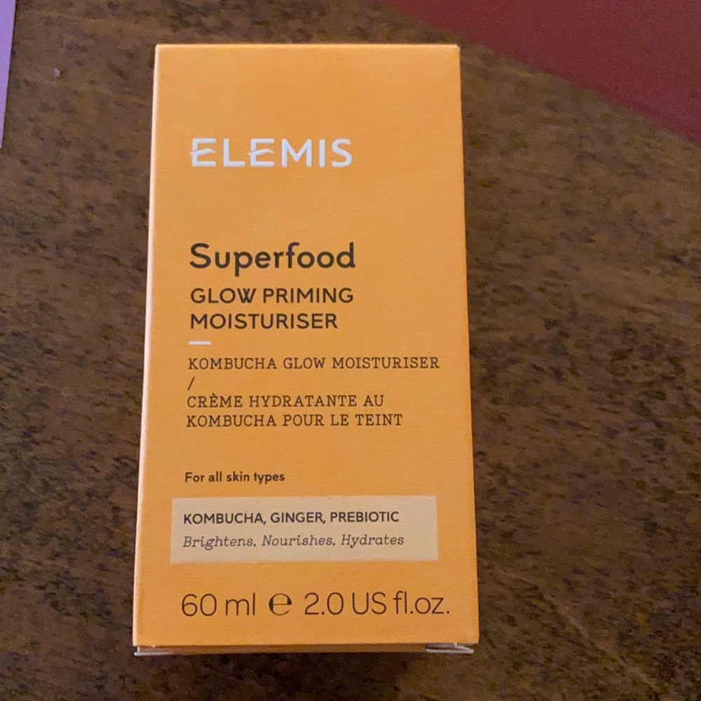 Elemis Superfood Glow Priming Moisturizer